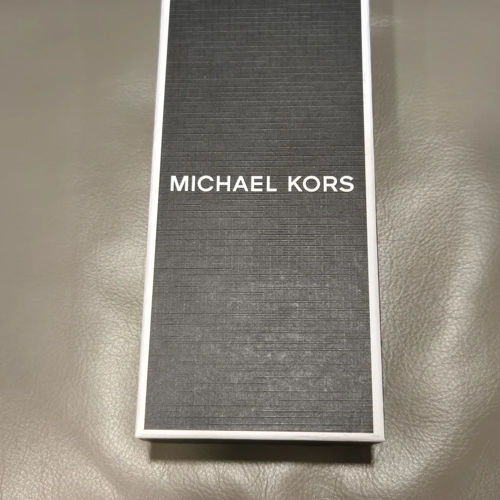 Airpod Case With Lanyard Blue Michael Kors NWT